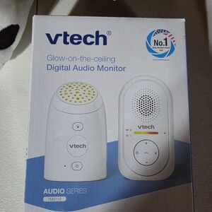 vtech NEW IN BOX baby monitor Glow On The Ceiling Digital Audio Monitor